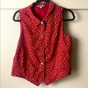 Vintage red floral sleeveless button down vest style top by Stonebridge